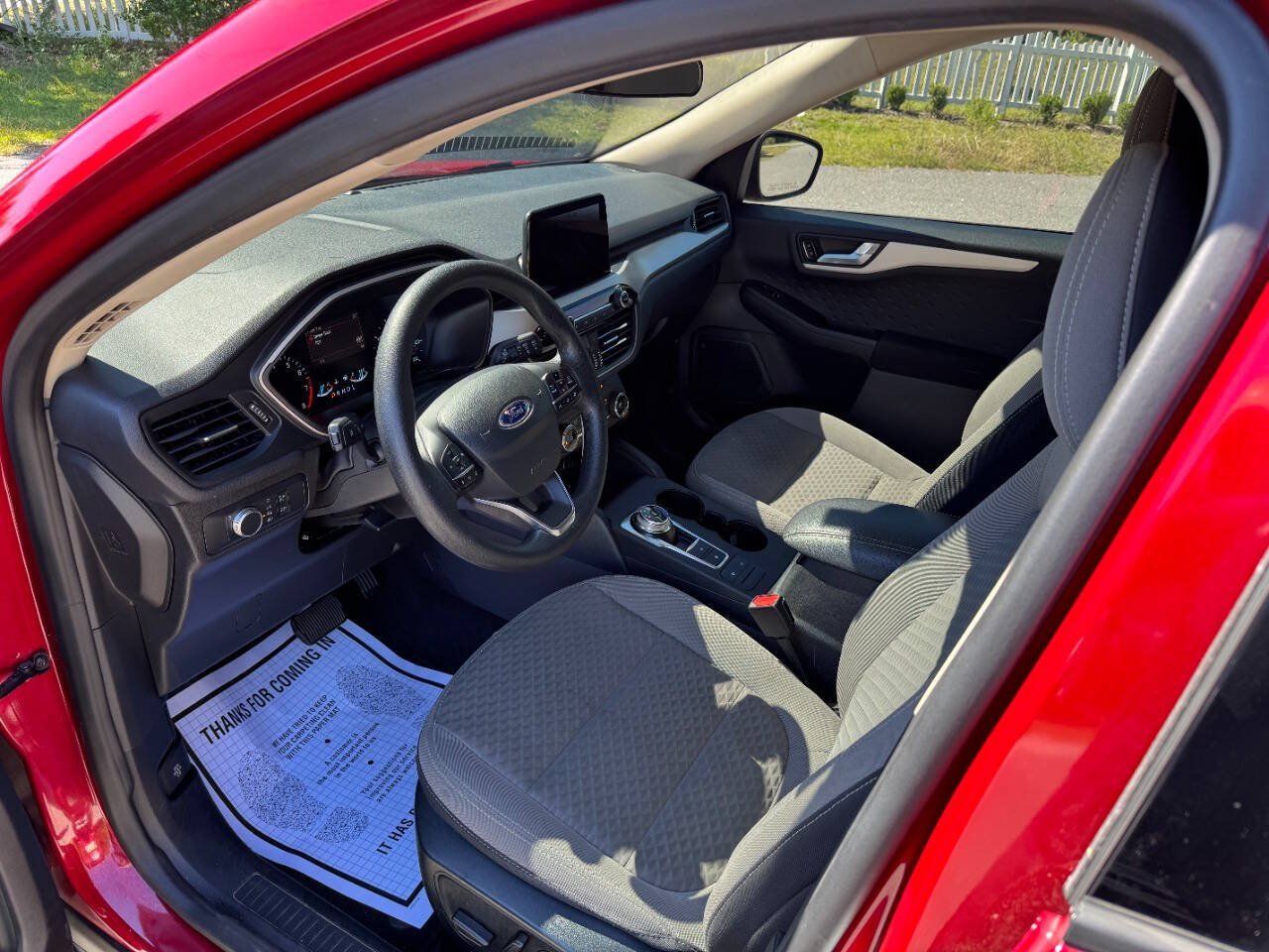 Used 2020 Ford Escape SE FWD image 9