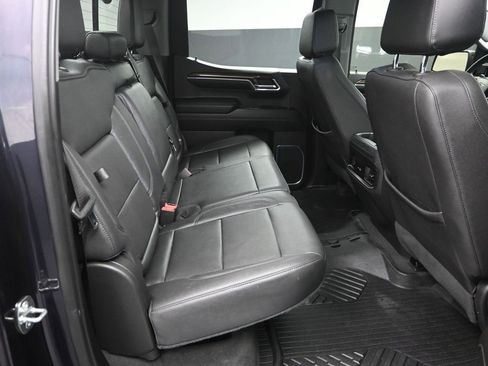 Used 2024 Chevrolet Silverado 1500 LT Trail Boss w/ LT Trail Boss Premium Package image 39