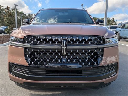 New 2025 Lincoln Navigator Black Label image 9