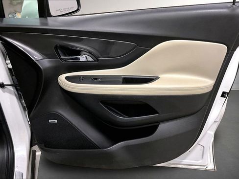 Used 2017 Buick Encore Premium w/ Experience Buick Package image 27