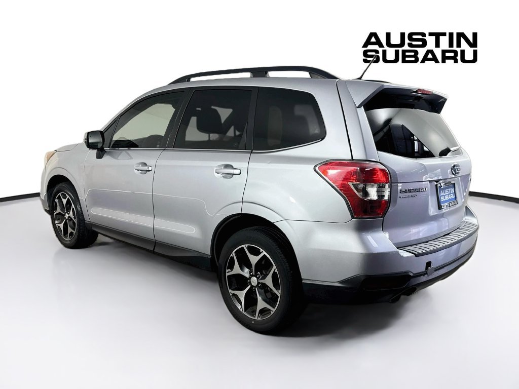 Used 2014 Subaru Forester 2.0XT Touring AWD/4WD image 5