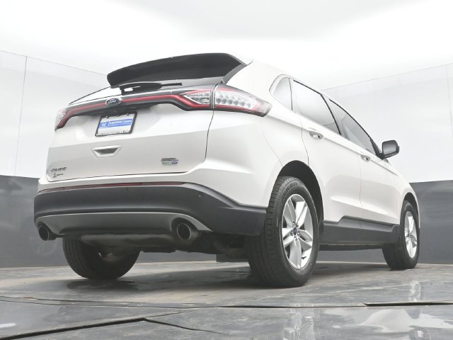 Used 2017 Ford Edge SEL w/ Equipment Group 201A AWD/4WD image 46