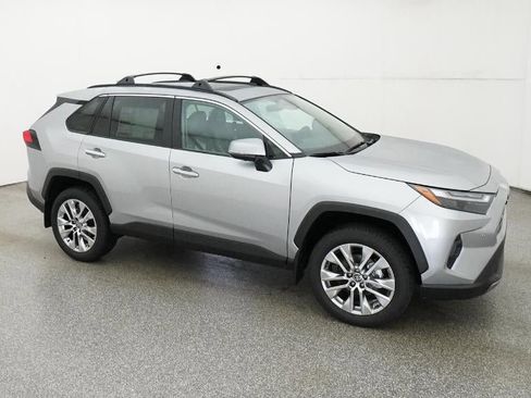 New 2025 Toyota RAV4 Limited image 12