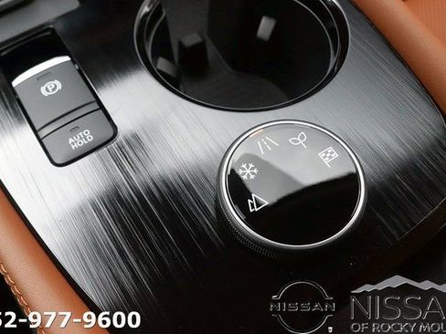 New 2026 Nissan Rogue Platinum w/ Platinum Premium Package AWD/4WD image 22