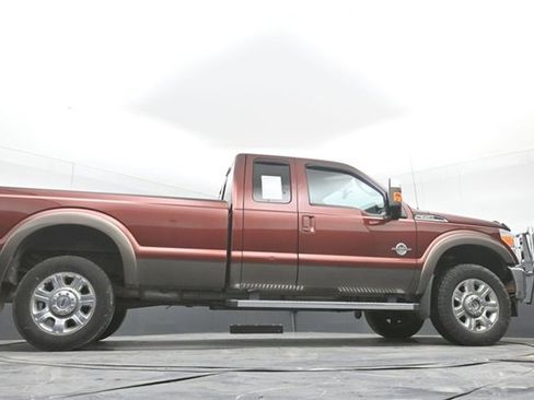 Used 2015 Ford F350 Lariat w/ Chrome Package image 44