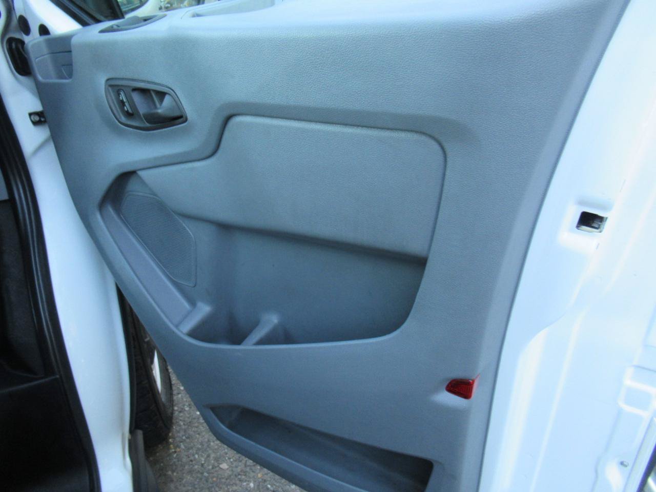 Used 2018 Ford Transit 250 148 Low Roof RWD image 14