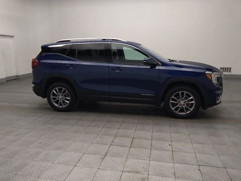 Used 2022 GMC Terrain SLT w/ Tech Package image 11