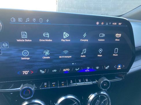 Used 2024 Chevrolet Blazer EV LT AWD/4WD image 15