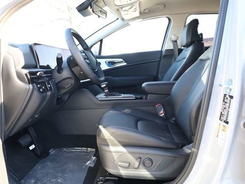 New 2026 Kia Sportage EX image 11