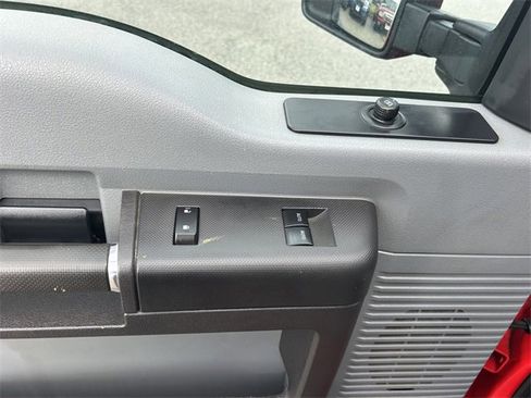 Used 2016 Ford F250 XL w/ Power Equipment Group image 19