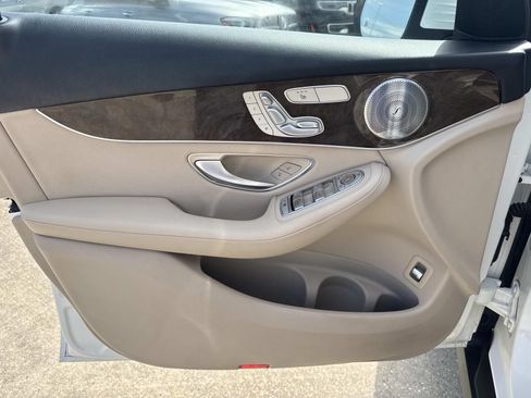 Used 2017 Mercedes-Benz GLC 300 image 20