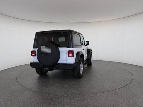 Used 2022 Jeep Wrangler Sport image 16