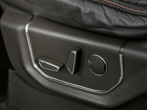 Used 2017 Ford F350 King Ranch w/ FX4 Off-Road Package image 21