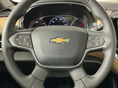 Used 2023 Chevrolet Traverse Premier w/ LPO, Floor Liner Package FWD image 15
