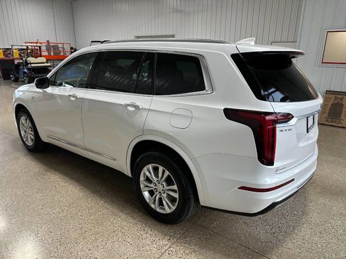 Used 2024 Cadillac XT6 Luxury w/ LPO, Floor Liner Package image 8