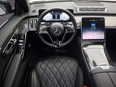 Certified 2022 Mercedes-Benz S 580 4MATIC Sedan image 11