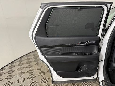 Certified 2025 Hyundai Palisade Calligraphy AWD/4WD image 30