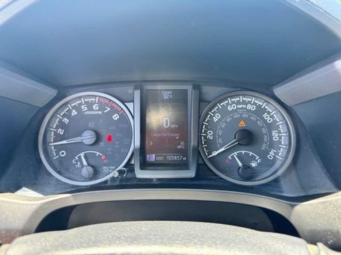 Used 2020 Toyota Tacoma TRD Sport w/ Technology Package AWD/4WD image 26