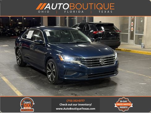 Used 2022 Volkswagen Passat 2.0T SE image 1