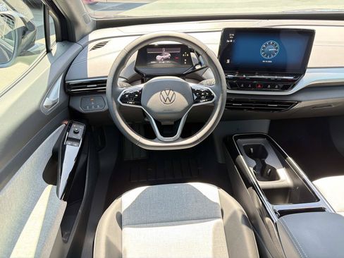 Certified 2023 Volkswagen ID.4 Pro AWD/4WD image 8