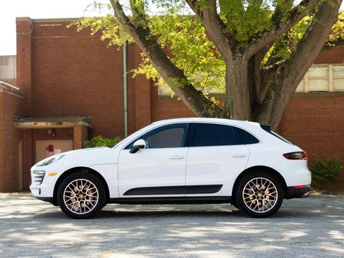 Used 2018 Porsche Macan S AWD/4WD image 11