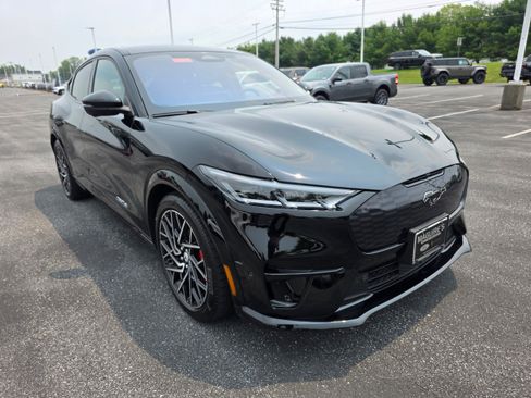 Certified 2023 Ford Mustang Mach-E GT w/ GT Performance Edition AWD/4WD image 7