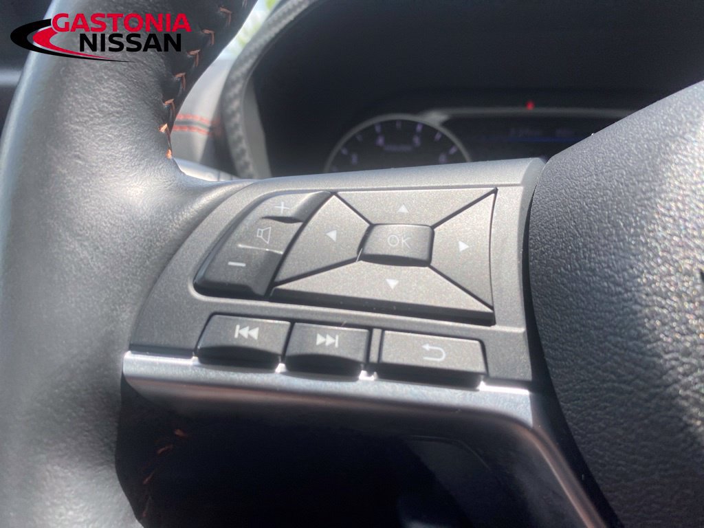 Used 2025 Nissan Sentra SR w/ SR Premium Package FWD image 25