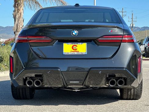New 2026 BMW M5 w/ Carbon Package image 4