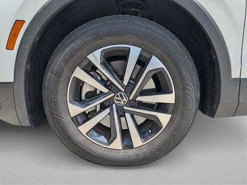 Used 2023 Volkswagen Tiguan S FWD image 13