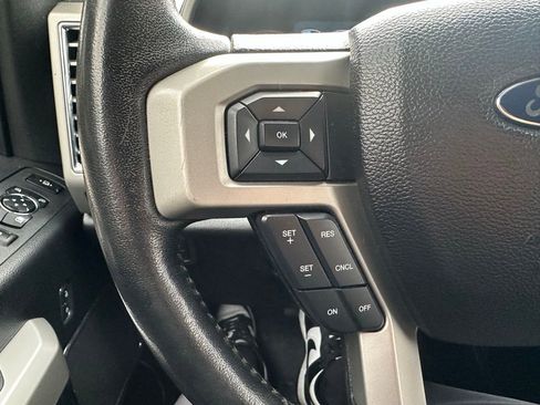 Used 2017 Ford F250 Lariat w/ Chrome Package image 19