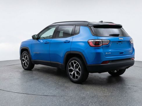 Used 2025 Jeep Compass Limited AWD/4WD image 6