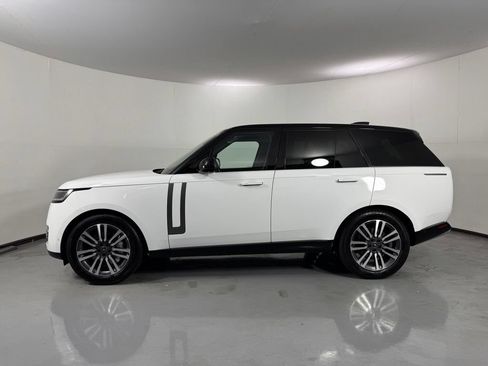 Used 2024 Land Rover Range Rover SE AWD/4WD image 10