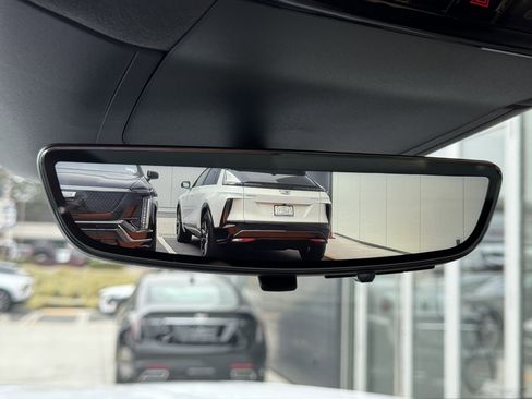 New 2025 Cadillac Escalade IQ Luxury 2 image 31