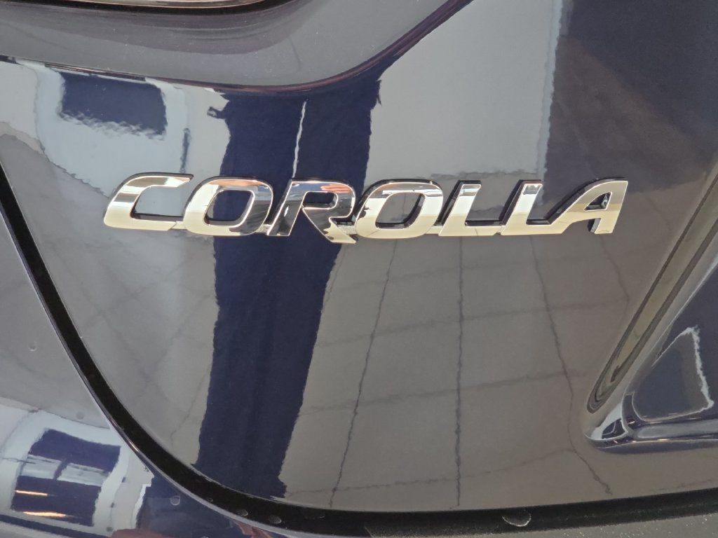New 2027 Toyota Corolla LE FWD image 11