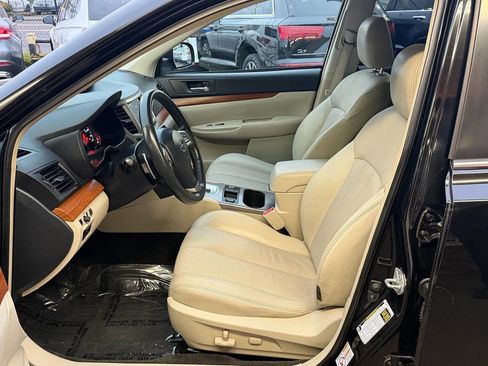 Used 2013 Subaru Outback 2.5i Limited image 10