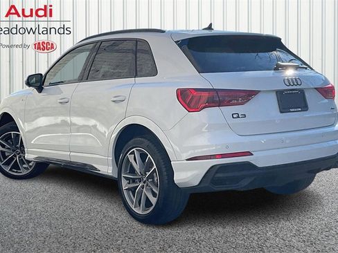Used 2025 Audi Q3 2.0T Premium w/ Convenience Package image 4