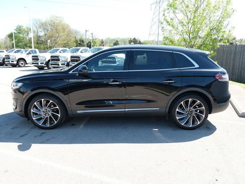 Used 2019 Lincoln Nautilus Reserve FWD image 10