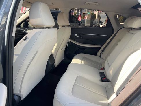 Used 2021 Hyundai Sonata SEL image 18