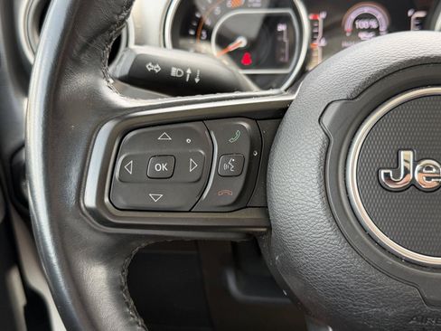 Used 2021 Jeep Wrangler Unlimited Sport AWD/4WD image 20