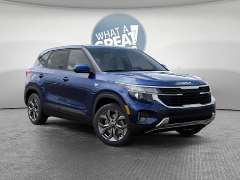 New 2026 Kia Seltos LX image 8