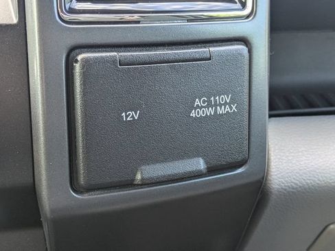 Used 2018 Ford F150 XLT w/ Equipment Group 302A Luxury AWD/4WD image 32