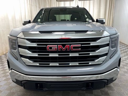 Used 2024 GMC Sierra 1500 SLE image 15