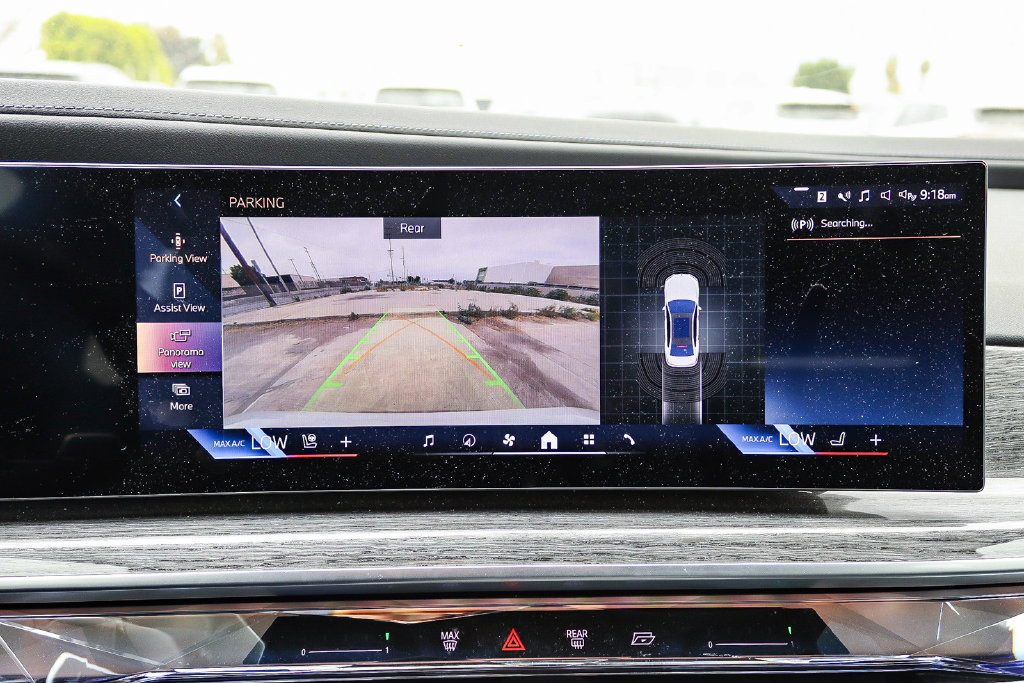 Used 2025 BMW 740i xDrive AWD/4WD image 28