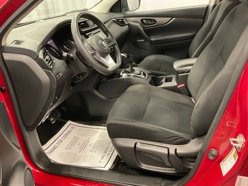 Used 2018 Nissan Rogue Sport S AWD/4WD image 7