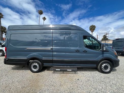 Used 2020 Ford Transit 250 148 High Roof Extended RWD image 4