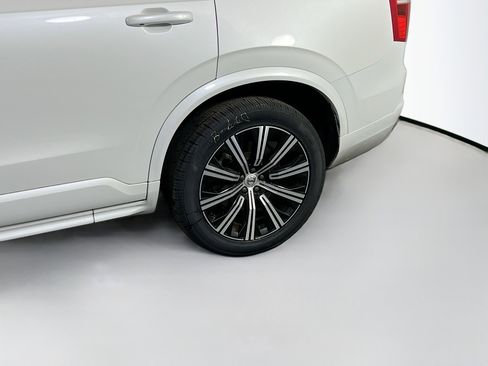 Used 2023 Volvo XC90 B5 Core w/ Protection Package Premier image 32