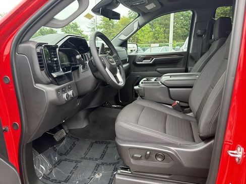 Used 2024 GMC Sierra 1500 Elevation AWD/4WD image 11