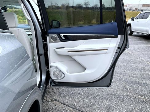 New 2026 Buick Enclave Avenir w/ Super Cruise Package image 17