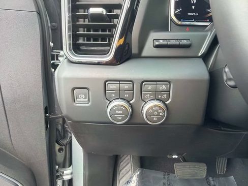 Used 2026 GMC Sierra 1500 Denali AWD/4WD image 30