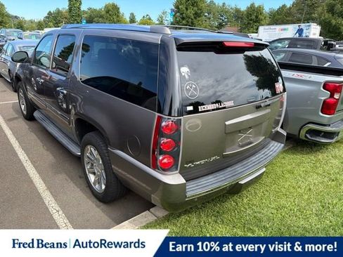Used 2013 GMC Yukon XL Denali AWD/4WD image 3